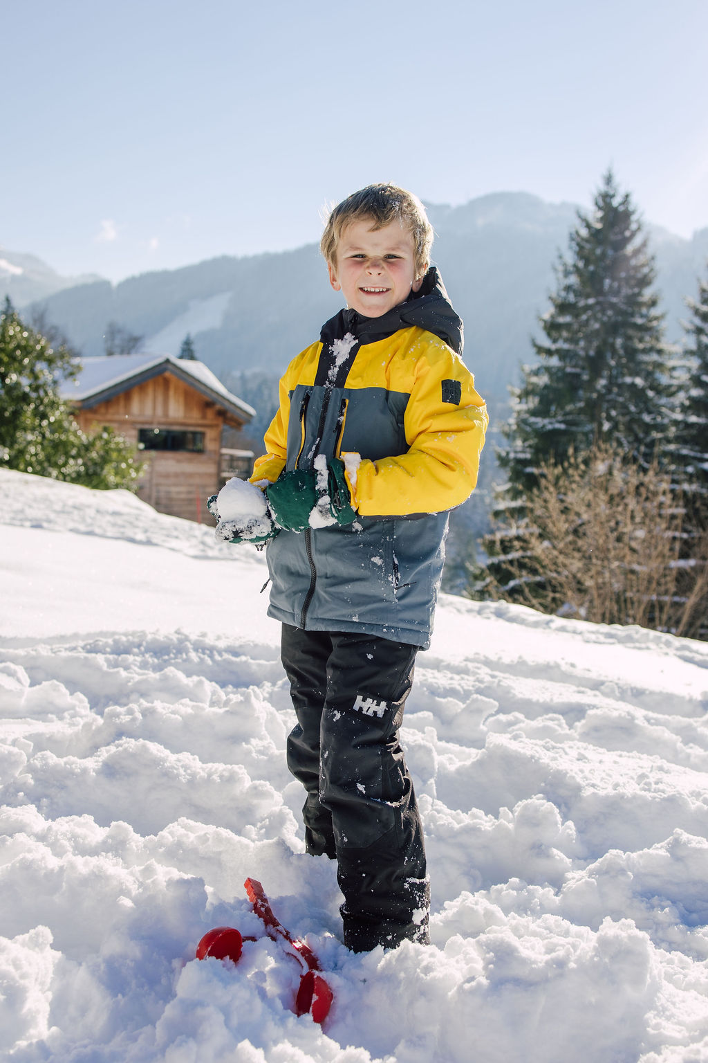 Morzine with children in winter